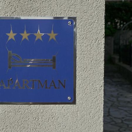 Apartments Bestak クルク エクステリア 写真