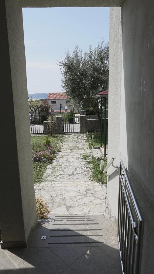 Apartments Bestak クルク エクステリア 写真